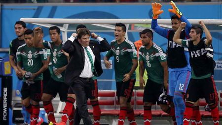 Mexic a ieșit din grupe de fiecare dată la ultimele șapte turnee finale. Miguel Herrera: "Este una dintre cele mai fericite zile din viața mea"