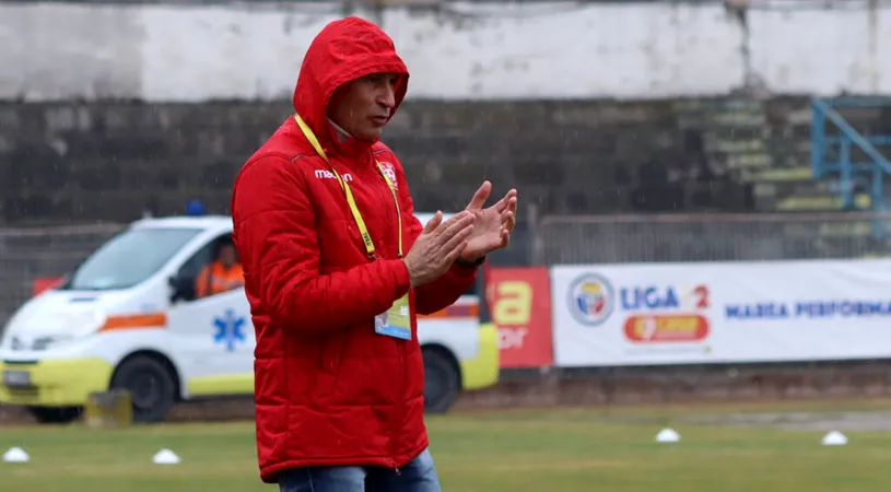 Daniel Oprescu, un antrenor subiectiv. Vrea schimbarea Legii Sportului, care ar ajuta CSM Slatina, și cere respect pentru ”principalii” cu Licența Pro, pentru că el o are: ”Trebuie modificată legea / Am fost șef de promoție”