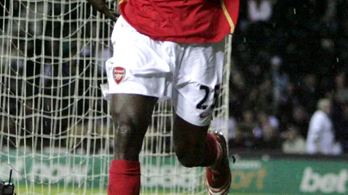 Arsenal refuză să-l vândă pe Adebayor