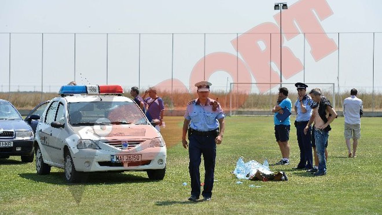 TRAGEDIE! Un jucător de la Delta Tulcea a decedat pe teren!** Fotbalistul nu ar fi primit viza medicală! Posibile cauze ale dramei! Steaua - "U" poate începe cu un moment de reculegere