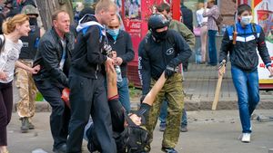 FOTO & VIDEO - 38 de morți în Odesa după un marș al suporterilor a două cluburi de fotbal