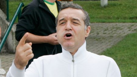 Becali: "Dacă bate, CFR-ul se va lupta cu noi până la final"