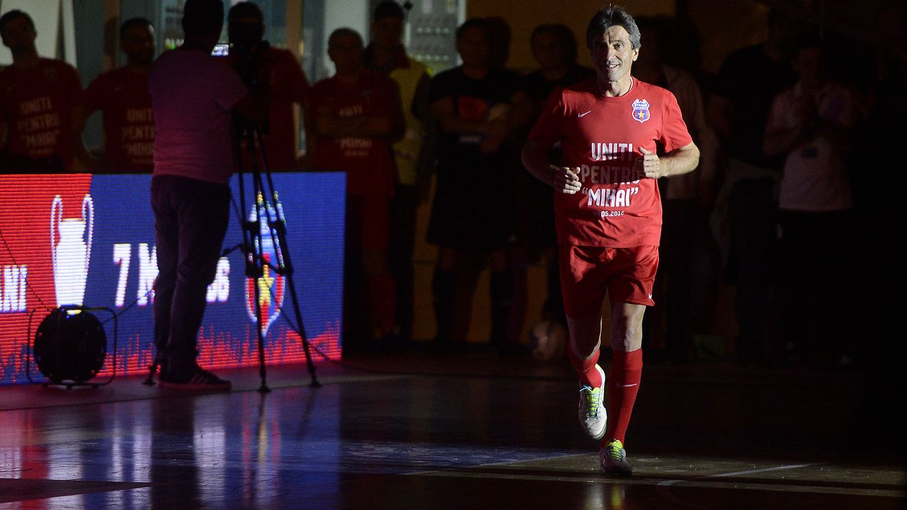 "Eu mă identific cu echipa lui Marius Lăcătuș! Dacă eram mai tânăr, mă vedeați jucând pentru CSA!" Iosif Rotariu și-a ales "steaua" și a criticat o alegere a lui Dică: "Era ca peștele pe uscat"