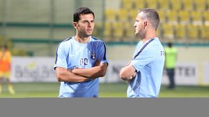 Nicolae Dică a definitivat staff-ul cu care va lucra la FCSB, iar un "UEFAntastic" se întoarce la club după opt ani. Lista colaboratorilor 