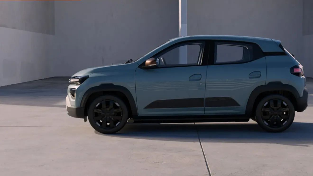 Spaniolii au comparat Dacia Spring 2027 cu BYD Dolphin Surf și au dat verdictul: „Am ales cea mai bună electrică sub 20.000 de euro”