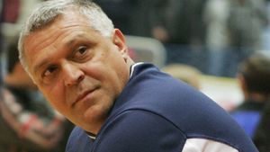 Stângă: "Mai avem nevoie de doi jucători pentru a ne îndeplini obiectivele"