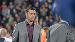 Marian Copilu este așteptat ca pâinea caldă la Ploiești: „Vom fi la zi când va veni el” Ce a spus jucătorul care a cerut insolvența clubului după Petrolul - UTA Arad 1-0