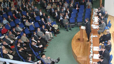 EXCLUSIV Semnături în necunoștință de cauză au dezafiliat Craiova!** "Eu nu am aprobat asta! Mitică nu a semnat?!"
