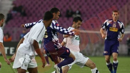 Sepsi: **"Dacă ar fi avut personalitate, arbitrul ar fi prelungit meciul cât s-au tăvălit clujenii"