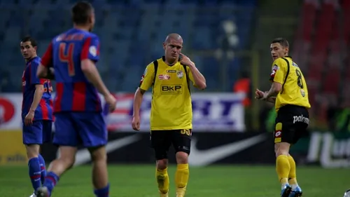 ALARMĂ‚ la Steaua!** Două echipe din Liga 1 au intrat pe fir și vor să-l deturneze pe Bourceanu