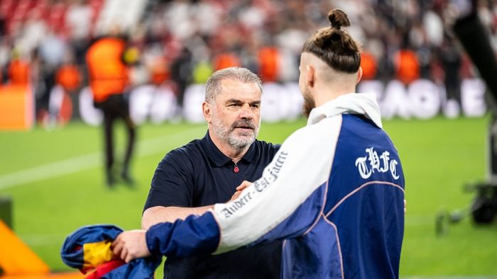Radu Drăgușin, pe lista de transferuri a lui „Gigi Becali din Premier League”. Postecoglou a dat undă verde