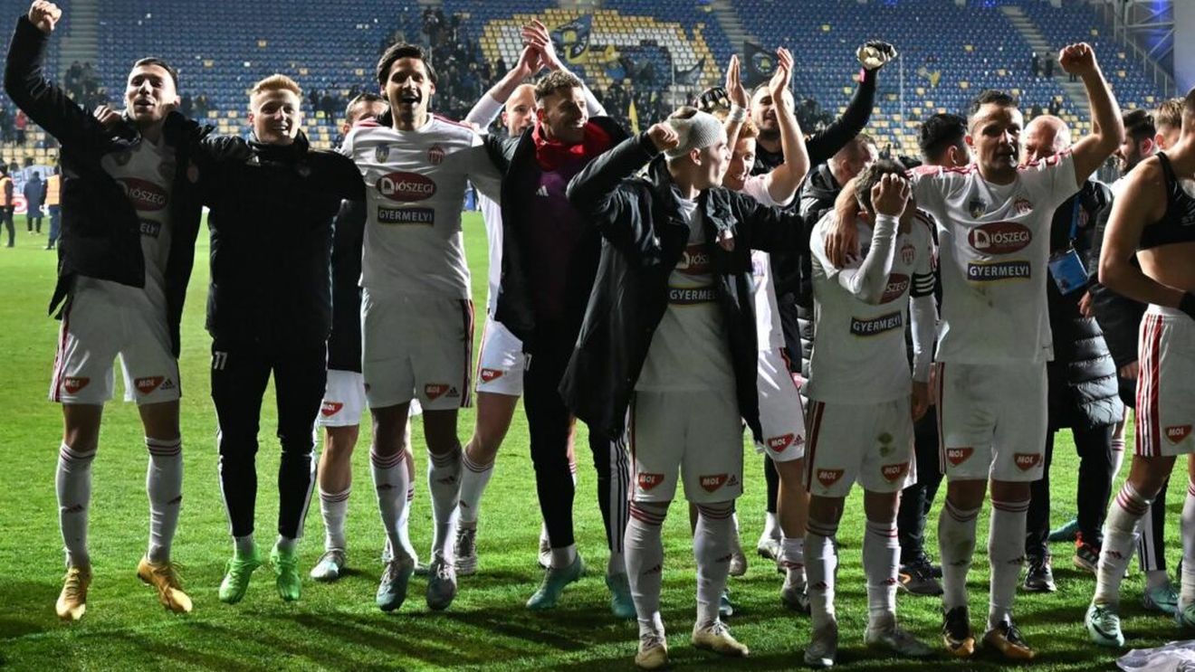 Laszlo Dioszegi, patronul lui Sepsi, merge peste jucători în vestiar cu o sacoșă plină de euro. „Le dăm suma promisă și trecută în contract. Acesta e noul obiectiv!”. EXCLUSIV