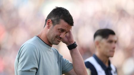 Verdictul care îl sperie pe Chivu: „L-au pus la volanul unei mașini care aproape nu mai are benzină”