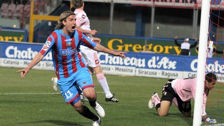 VIDEO Refuzat de Steaua, Maxi Lopez rupe norii în Serie A!**Ar fi fost util în Ghencea?