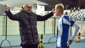 Ultimul jucător intrat în colimator la Poli Iași. Leo Grozavu: ”Pentru mine e o mare problemă”