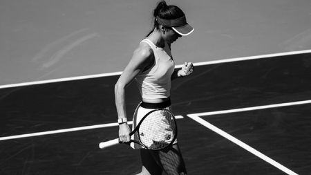 Imagini din calvarul trăit de Sorana Cîrstea. Acum, aproape că l-a depăşit: „Du-te la somn cu un vis, trezeşte-te cu un țel"