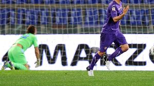 PRIMA MUTARE a lui Wenger după eliminarea din Ligă:** 23 de milioane de euro pentru jucătorul care l-a "expediat" pe Mutu de la Fiorentina