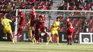 VIDEO A "evadat" din Liga 1 și a devenit erou pentru echipa sa!** Metoda inedită de celebrare a golului aleasă de atacant :)