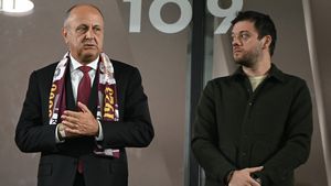 Accidentare teribilă pentru atacantul Rapidului. Angelescu a dat vestea: „Nu știu dacă mai joacă sezonul ăsta”