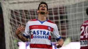 Lui Henrique i s-a interzis accesul în România! Jucătorul Oțelului a plecat înapoi în Brazilia. "N-a avut contractul de muncă la el și a fost trimis acasă"