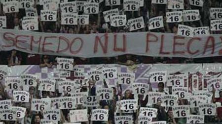 Clujenii nu-l lasă pe mijlocaș la Steaua: "Semedo nu pleca!"