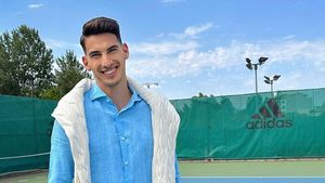 Surpriza uriașă pe care i-a făcut-o Andreea Bălan lui Victor Cornea la întoarcerea de la US Open. Imagini emoţionante cu tenismenul | FOTO