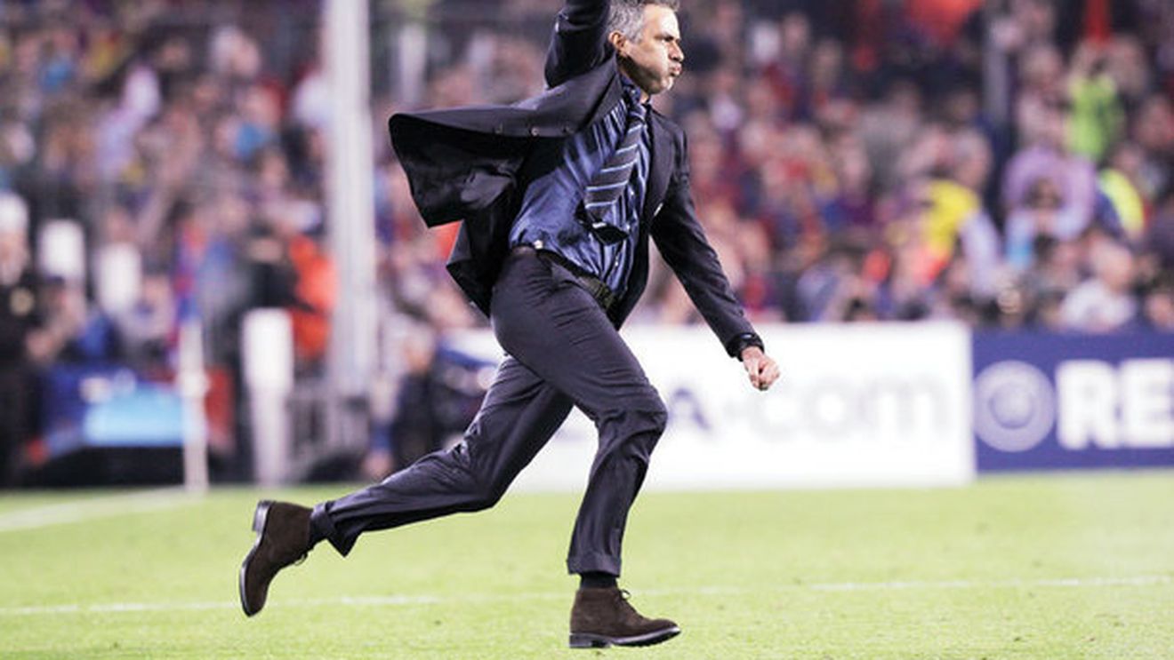 Mourinho a fost ales cel mai bun antrenor din lume! Ferguson-pe doi, Hiddink-pe trei