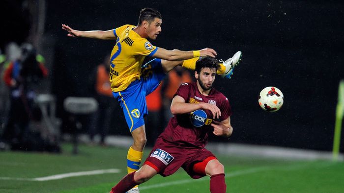Andrea Mandorlini transferă pe bandă. Moldoveanul Ioniță a semnat deja cu Hellas. Urmează Chanturia, de la CFR Cluj