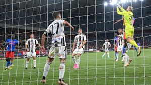 Atacantul cu care FCSB putea da lovitura! „Are detentă de baschetbalist. Ar fi făcut o treabă bună cu el”. EXCLUSIV