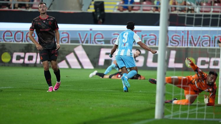 Corvinul – Dinamo 1-1, în etapa 7 din Superliga. „Câinii” pot fi devansați de FCSB chiar înaintea meciului direct din 5 septembrie