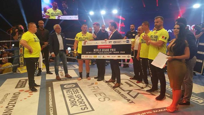 VIDEO | Victorie spectaculoasă pentru Cătălin Moroșanu la Superkombat Madrid! Reacția publicului în momentul în care a fost anunțată decizia