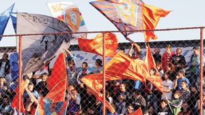 Sold out în patru ore!** Cele 7.500 de tichete pentru meciul Tg. Mureș - Steaua de mâine s-au dat ca pâinea caldă