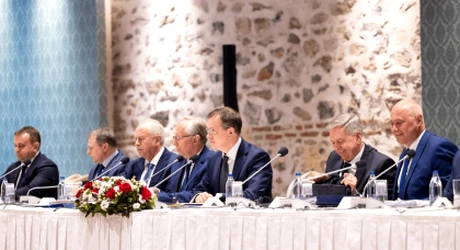 Rusia ar fi amenințat Ucraina la negocierile de pace. „Am luptat împotriva Suediei 21 de ani. Cât timp sunteți dispuși să luptați?”, ar fi spus Medinski