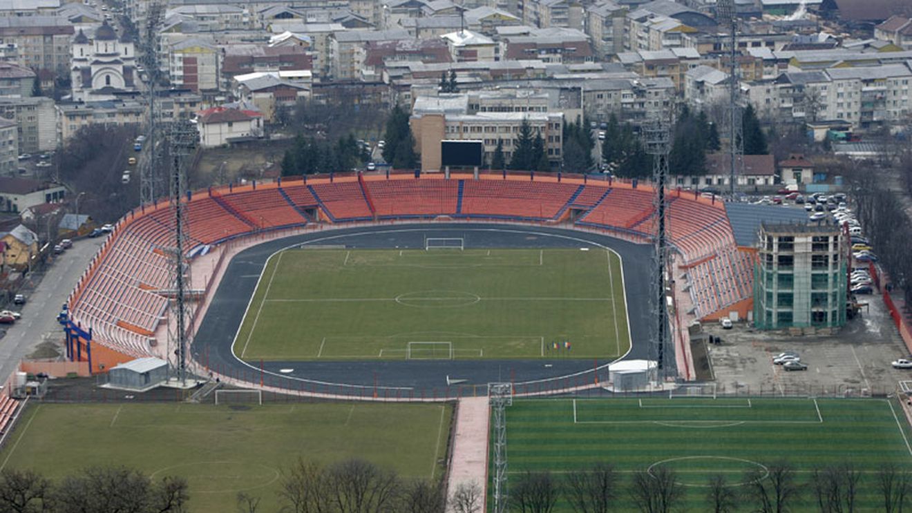 "Derby" cu casa închisă?**