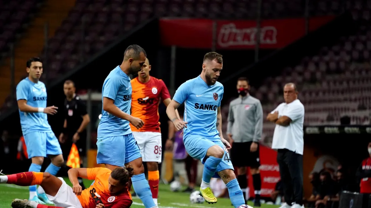 Marius Șumudică n-a avut nicio șansă cu Galatasaray! Columbianul Falcao a făcut instrucție cu echipa românului în prima etapă din Turcia