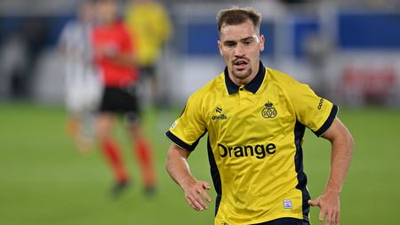 Umbre și lumini. Nota primită de Darius Olaru după Union SG – Real Sociedad 1-1, un meci în care a reușit 90% din pase, dar a câștigat doar 33% din dueluri