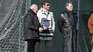 ASTA ar fi cireașa de pe TORT!** Dinamo vrea să dea lovitura pe ultima sută de metri: negociază cu un atacant pe care l-a RATAT Steaua