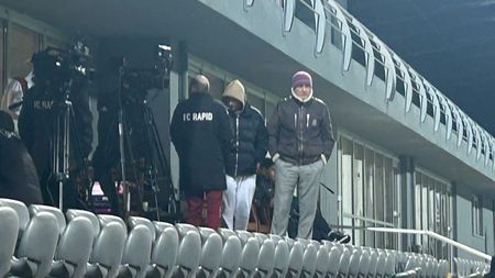Dan Șucu, all-in pentru titlu! Milionarul, vizită surpriză în cantonamentul Rapidului: patronul s-a dus în Turcia pentru a-și urmări noile transferuri în amicalul cu Sabah!