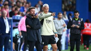 Antrenorul iberic pe care un club din Superliga l-a dat afară, fără prea multe regrete, face senzație în Spania și e favorit să preia un club de tradiție din La Liga: „Clubul îl place cel mai mult”