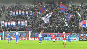 Suporterii sunt îngrijorați că FCSB nu va prinde play-off-ul! Dinu Gheorghe îi liniștește: „Trebuie să așeze lucrurile puțin!” | VIDEO EXCLUSIV ProSport Live