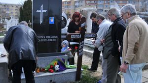 Craiova Maxima și-a omagiat căpitanul: "Costică Ștefănescu a fost un coechipier și un prieten extraordinar"