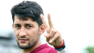 Primele declarații oferite de Florin Costea după ce a semnat cu o echipă din România: "A fost o ofertă foarte bună"