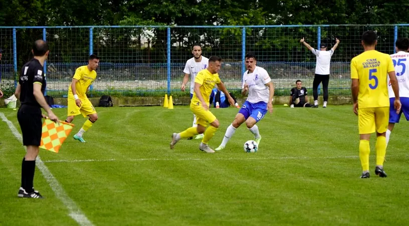 Corona Brașov, învinsă de noul Farul în primul amical de după promovarea în Liga 2 și înainte de transformarea în ”noul FC Brașov”. Ilie Stan, viitorul antrenor al echipei, a luat loc în tribună