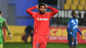 Răsturnare inedită de situație în cazul transferului momentului de la FCSB! Gigi Becali poate da lovitura pe loc cu Malcom Edjouma, după ce italienii au cerut să facă o schimbare majoră la modalitatea de finalizare a afacerii