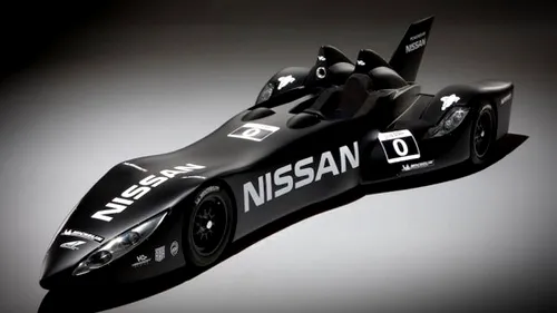 VIDEO Batman aleargă la Le Mans!** Nissan a prezentat bolidul care va revoluționa lumea sporturilor cu motor