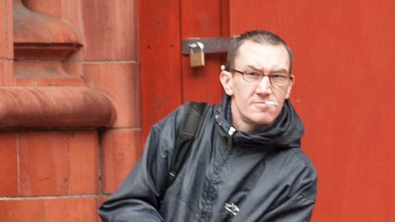 Cum tratează englezii un caz "Bricheta". Un fan recidivist, salvat de pledoaria incredibilă a avocatului: "Era epuizat emoțional de scor!"