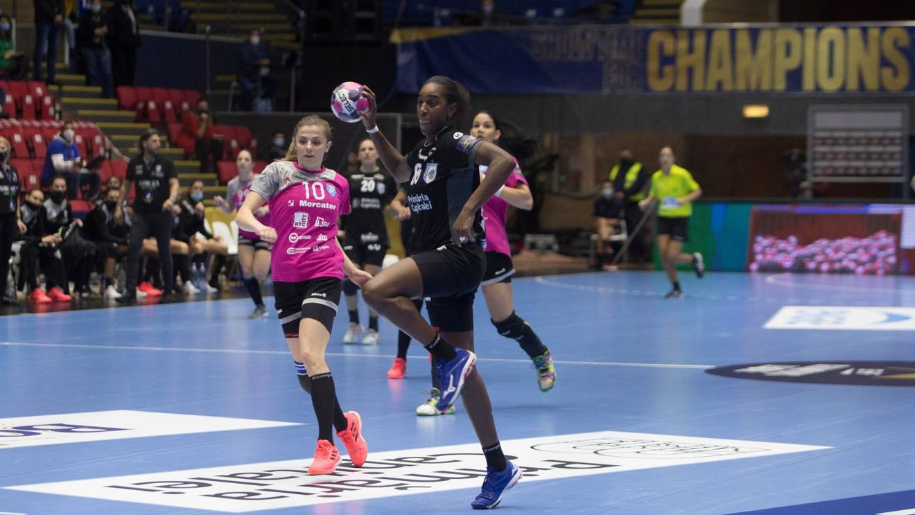 Prima reacție după accidentarea Alexandrinei Barbosa: „Sper să nu fie ceva grav, nici Neagu nu e la 100% din capacitate!” | EXCLUSIV ProSport Live