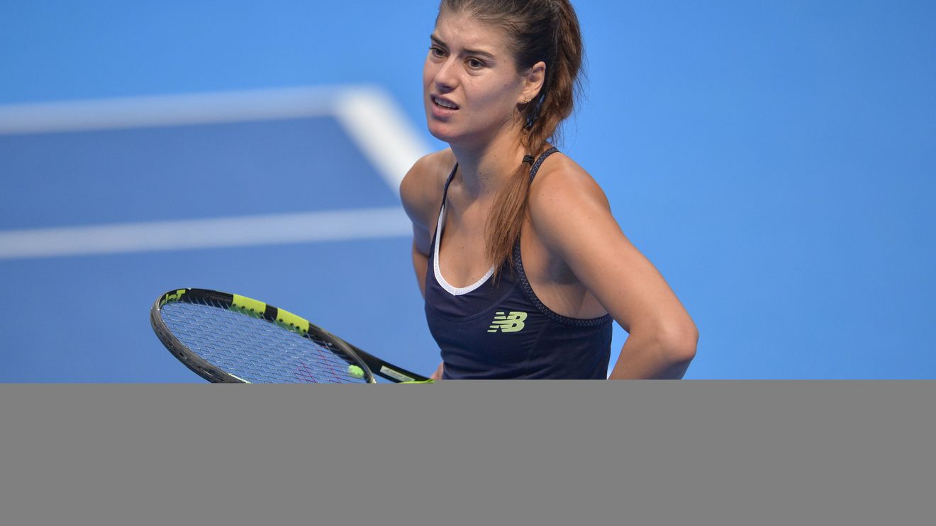 Nu mai găsește forma de la începutul anului! Sorana Cîrstea, eliminată în primul tur al turneului WTA de la Biel