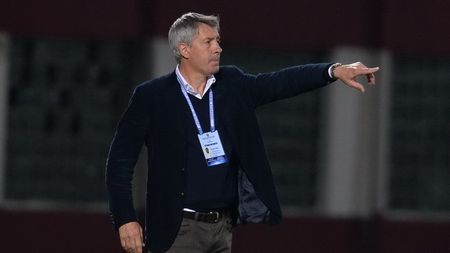 Bergodi nu înțelege atitudinea oltenilor: "Jucau de parcă era finala Champions League. Nu aveau nimic de pierdut, dar au evoluat cu răutate"