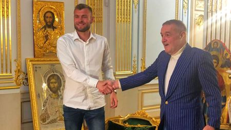 Alexandru Crețu a fost prezentat oficial la FCSB! Fotbalistul și-a anunțat obiectivele: „Am fost căutat și de CFR Cluj, dar am ales să vin la Steaua” Cum au decurs negocierile cu Gigi Becali | VIDEO